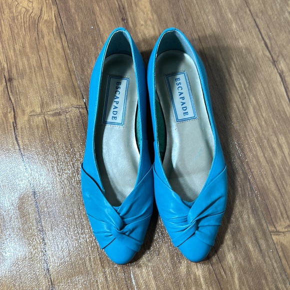 Escapade women’s Leather flat shoes size 5.5 - Picture 2 of 12